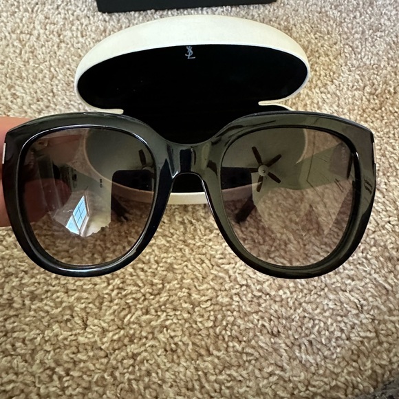 Saint Laurent Sunglasses - Picture 1 of 8